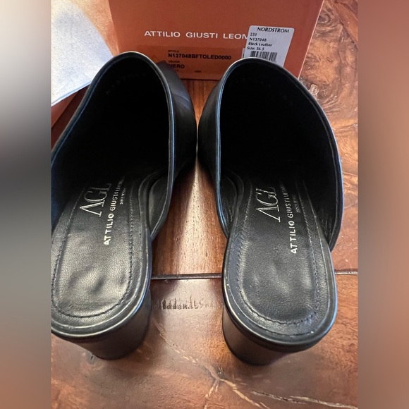 Nordstrom Black Leather Mules Sleek Minimalist Design - Picture 3 of 7